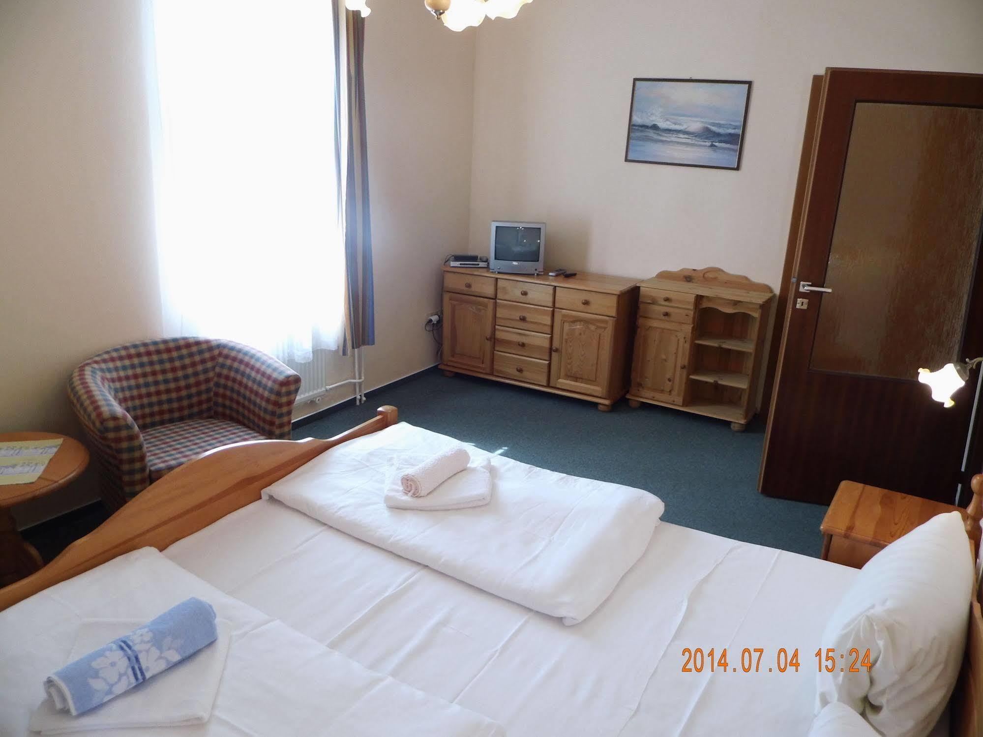 Pension Villa Berolina Mariánské Lázně Екстериор снимка