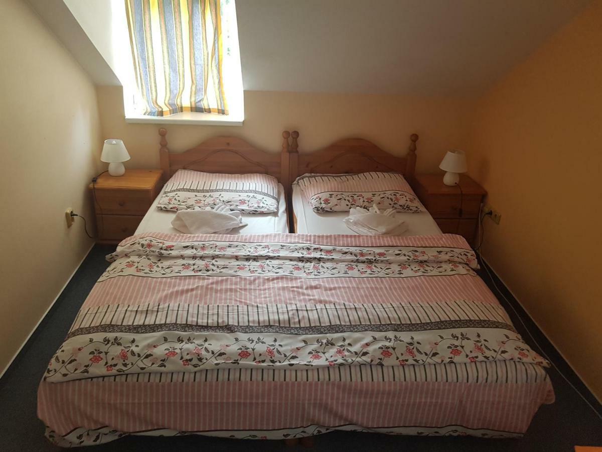 Pension Villa Berolina Mariánské Lázně Екстериор снимка